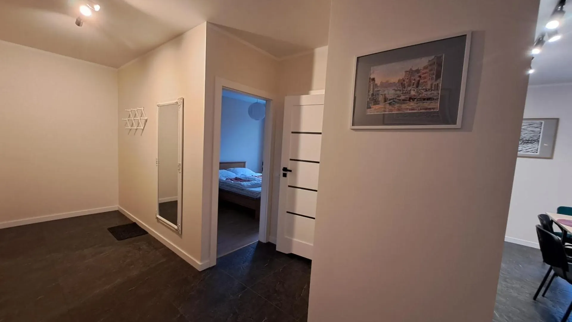 Komfortowy Apartament- 1 Salon, 3 Sypialnie, 2 Lazienki W Gdansku