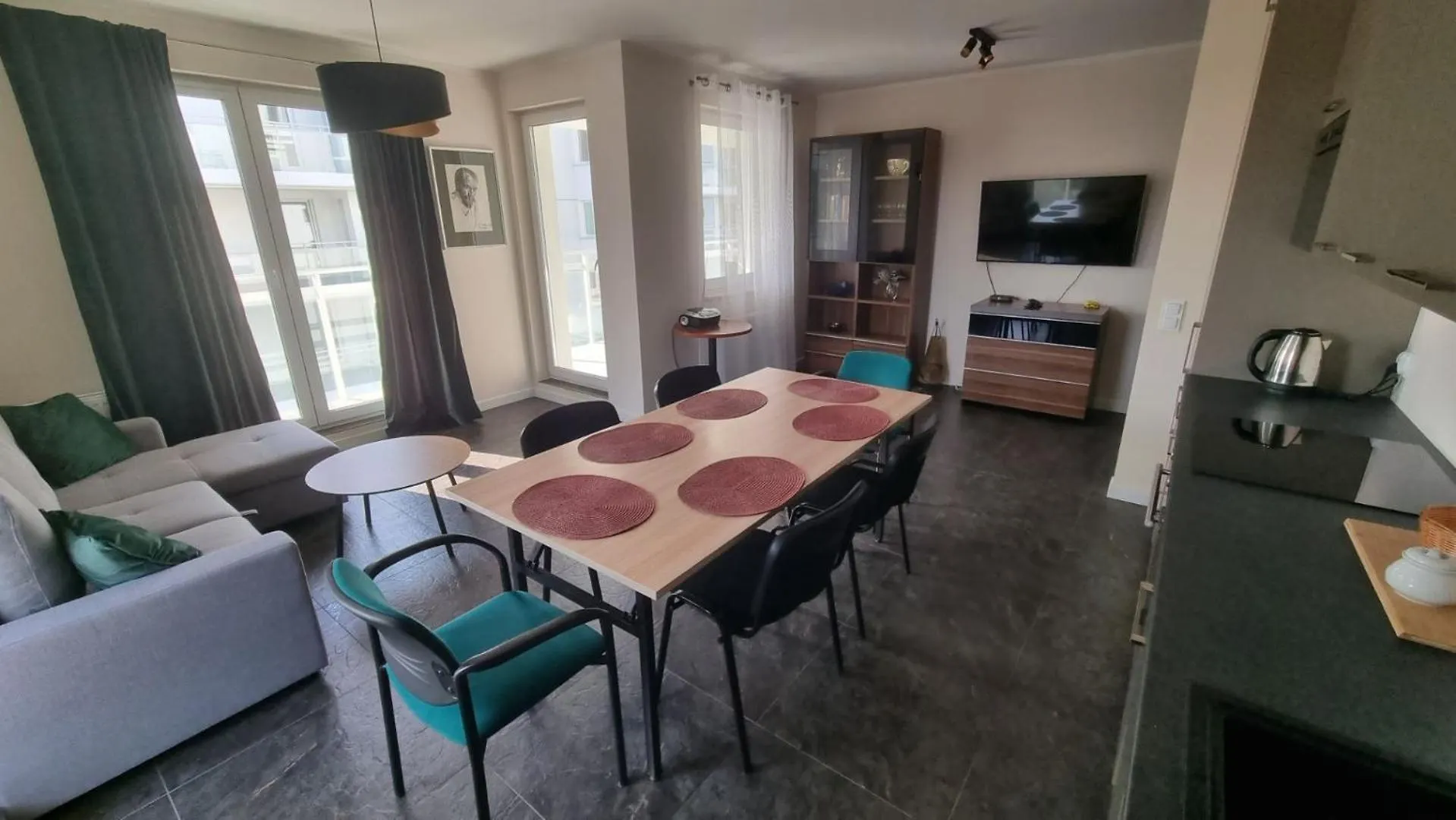 Komfortowy Apartament- 1 Salon, 3 Sypialnie, 2 Lazienki W Gdansku Gdansk